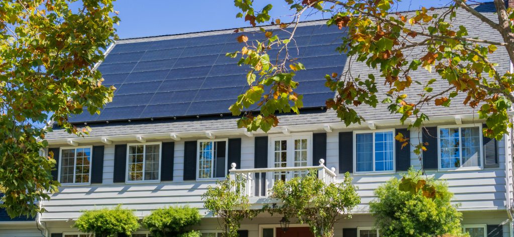 What Questions Should I Ask a Solar Installer Before I Sign a Contract_